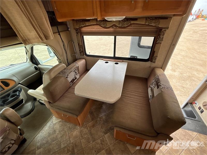 Forest River Sunseeker 2860 Motor Home Mobil home / Caravane
