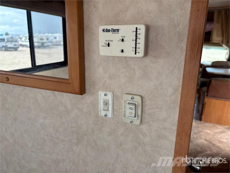 Forest River Sunseeker 2860 Motor Home Mobil home / Caravane