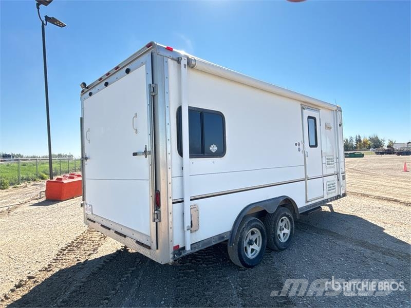 Forest River WPT18LT 18 ft T/A Toy Hauler Travel Trailer مقطورات أخرى