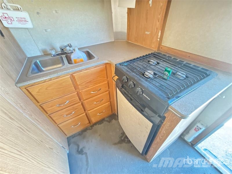 Forest River WPT18LT 18 ft T/A Toy Hauler Travel Trailer مقطورات أخرى