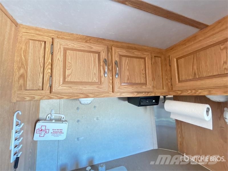 Forest River WPT18LT 18 ft T/A Toy Hauler Travel Trailer مقطورات أخرى