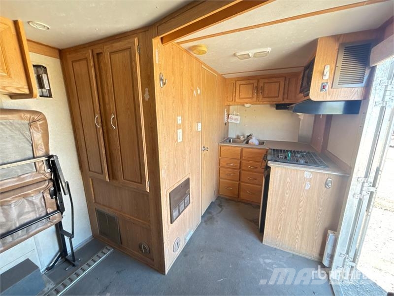 Forest River WPT18LT 18 ft T/A Toy Hauler Travel Trailer مقطورات أخرى