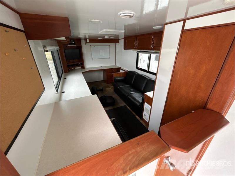 Forks RV 22 ft x 8 ft 6 in Portable T/A Mobile Off Ostalo za građevinarstvo