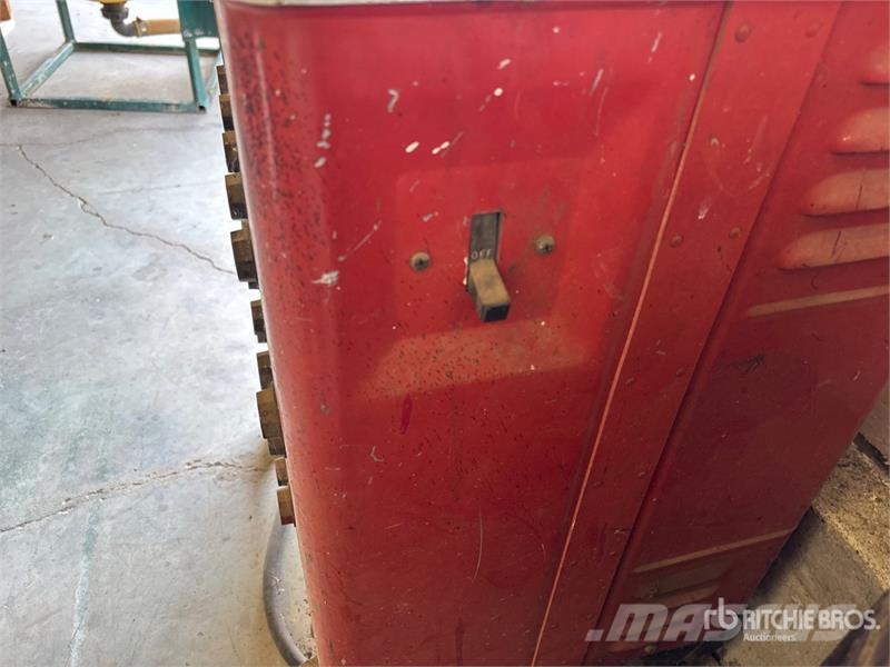 Forney 180 A Stick Electric Welder Svářecí stroje