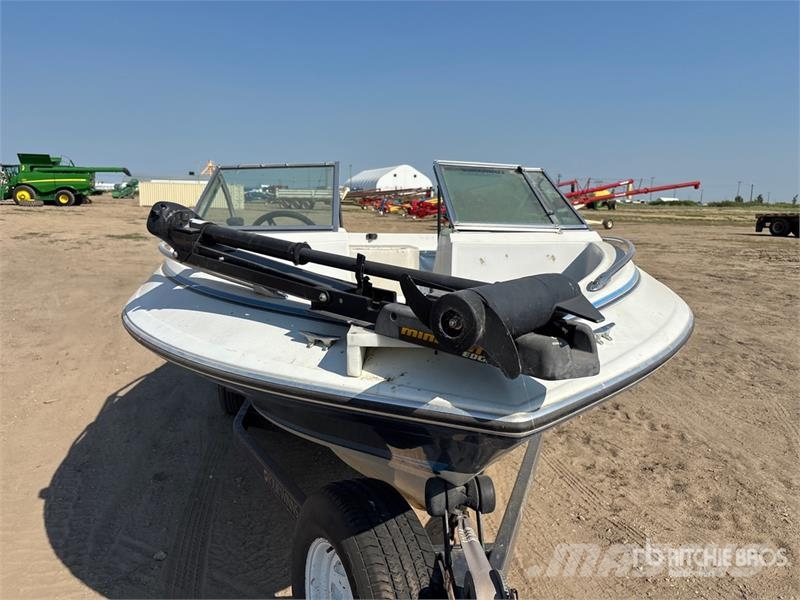  Four Winns 160 Freedom 16 ft Fishing Boat Земснаряды / баржи