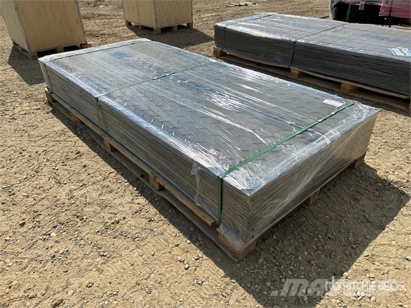 FPM Quantity of (15) 41 in x 94 in Ground Protection M Accesorios y repuestos para equipo de perforación