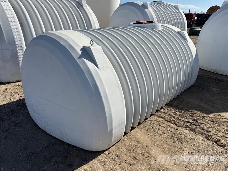 Free Form 1350 gal Poly Heavy Duty Gen II Low Prof Fuel and additive tanks