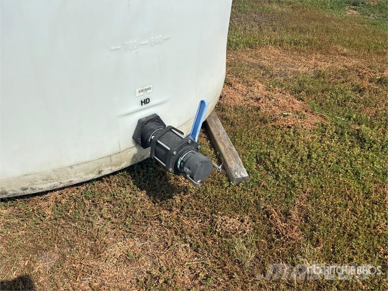 Free Form 3700 gal Fertilizer Tank Mineraldüngerstreuer