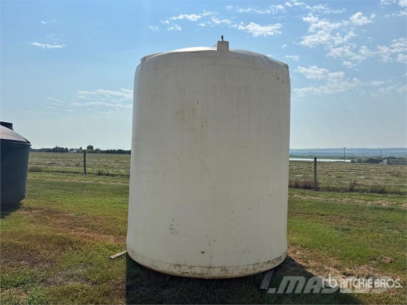 Free Form 3700 gal Fertilizer Tank Mineraldüngerstreuer