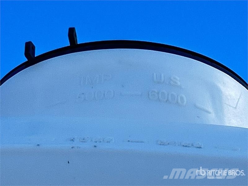 Free Form 5000 gal Fertilizer Tank Mineral spreaders
