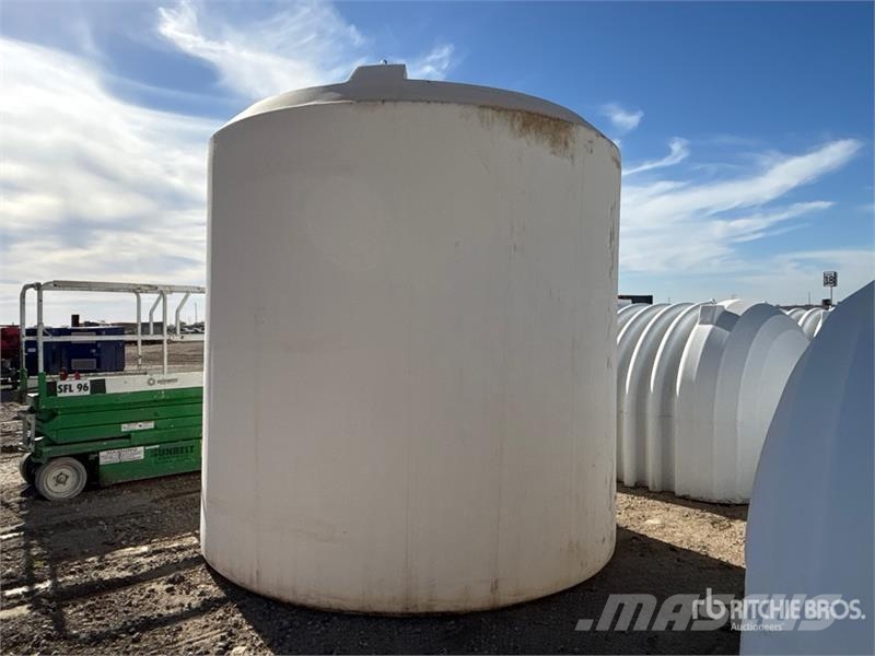 Free Form 5000 gal Standard Duty Blemished Water T Kraftstoff- und Zusatzstoffbehälter