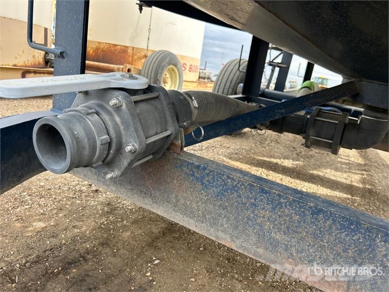 Free Form 6000 gal Tow-Behind S/A Fertilizer Cart Rasturači mineralnog đubriva