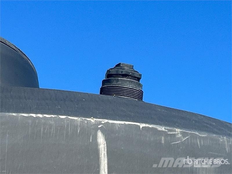 Free Form 6000 gal Water Tank Fuel and additive tanks