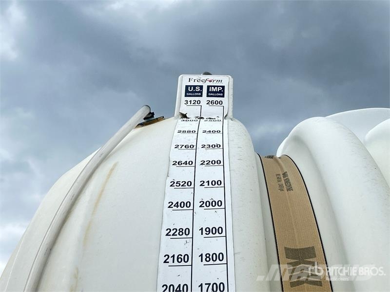  Free Form Gen 2 2600 gal Water Tank Polttoaine- ja lisäainesäiliöt