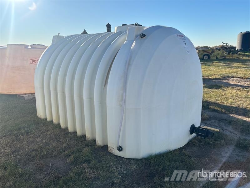 Free Form Gen 2 2600 gal Water Tank Depósitos de combustible y aditivos