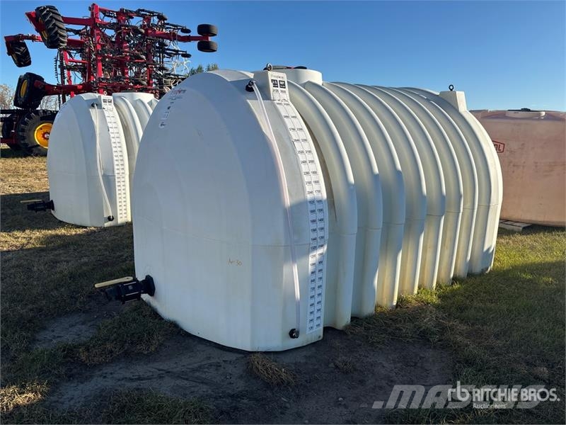Free Form Gen 2 2600 gal Water Tank Depósitos de combustible y aditivos