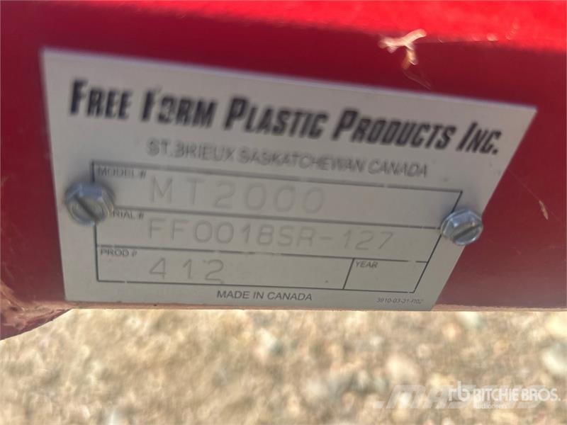 Free Form Plastic Product MT2000 103 in Swath Roll Řádkovací žací stroje