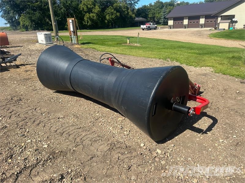 Free Form Plastic Product MT2000 103 in Swath Roll Řádkovací žací stroje