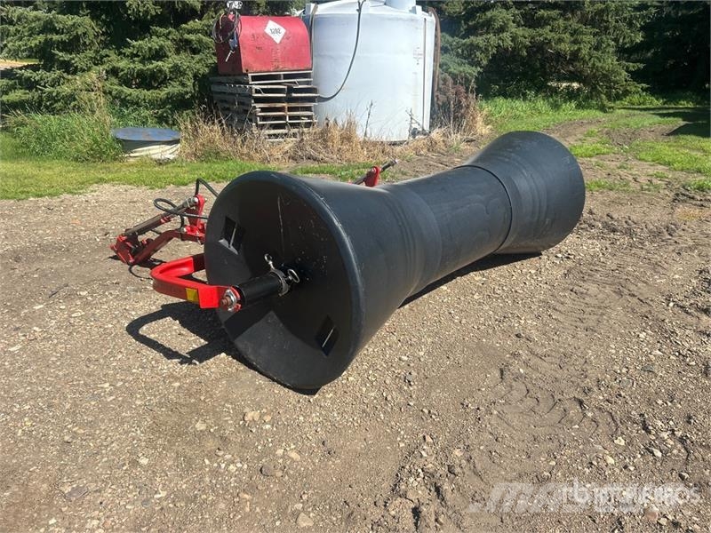 Free Form Plastic Product MT2000 103 in Swath Roll Řádkovací žací stroje