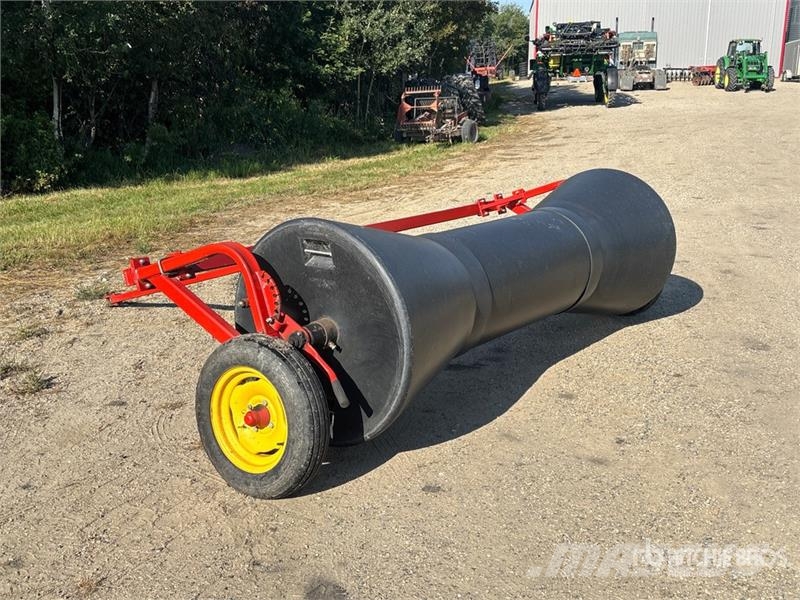 Free Form TB2000 9 ft 6 in Poly Swath Roller Řádkovací žací stroje