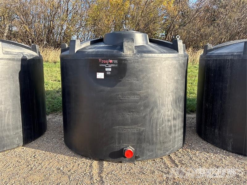 Free Form Water Tank Üzemanyag- és adaléktartályok