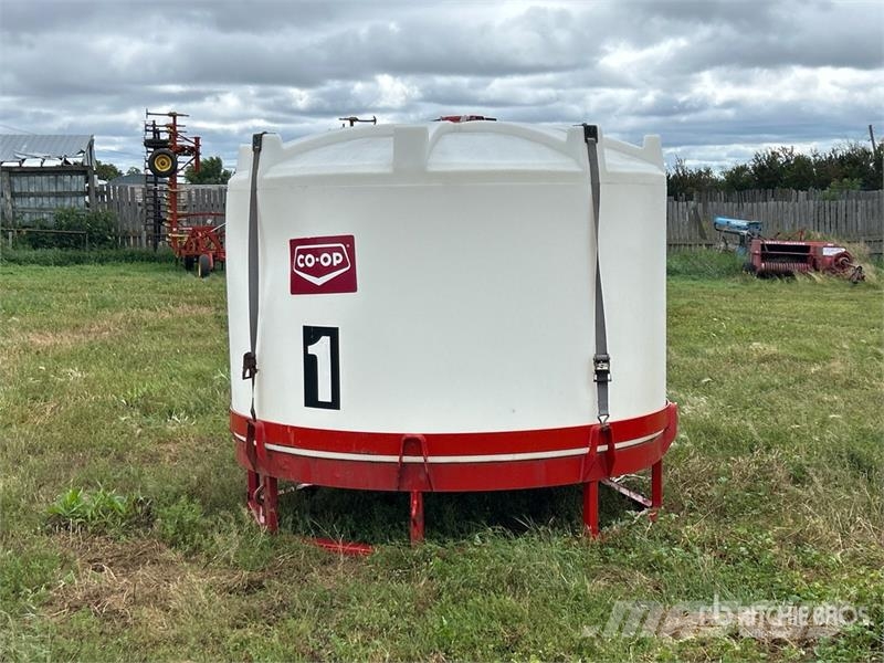 FreeForm 1250 Gallon Poly Fertilizer Tank Drugi deli