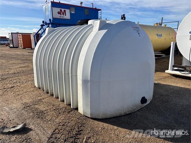Freeform HD 2600 gal Poly Tank Degalų ir priedų talpyklos