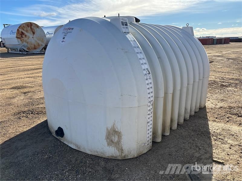 Freeform HD 2600 gal Poly Tank Degalų ir priedų talpyklos