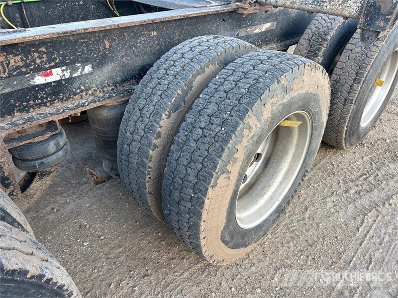 Freflyt 53 ft Tri/A Hayrack Log Trailer 木材拖车
