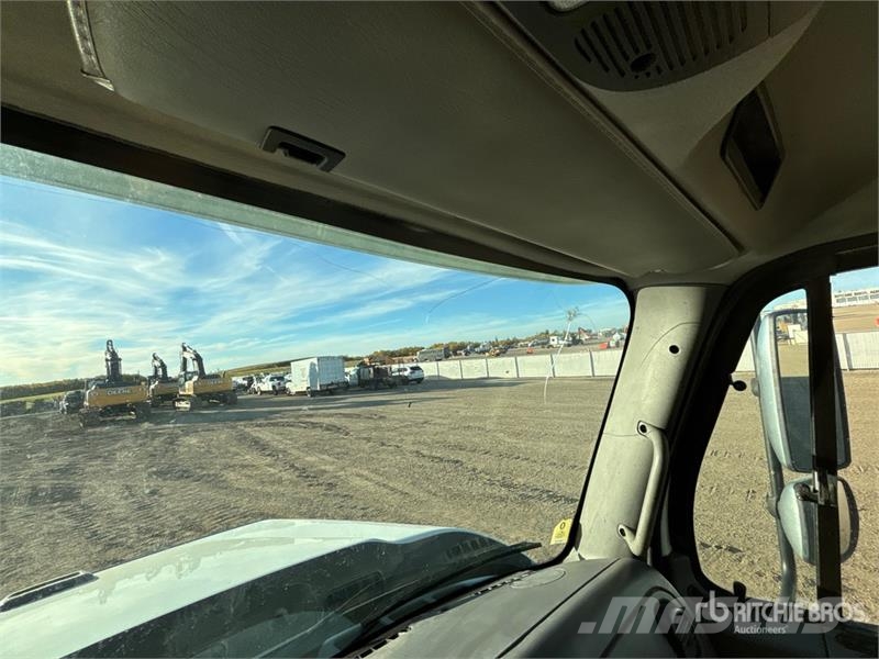 Freightliner 108SD Steam Truck Специальные грузовики