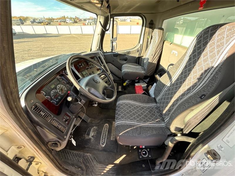 Freightliner 108SD Steam Truck Специальные грузовики