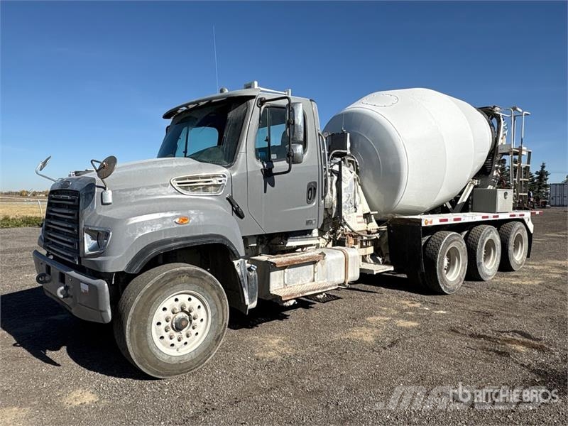 Freightliner 114 SD 8x6 Mixer Truck Бетономішалки (Автобетонозмішувачі)