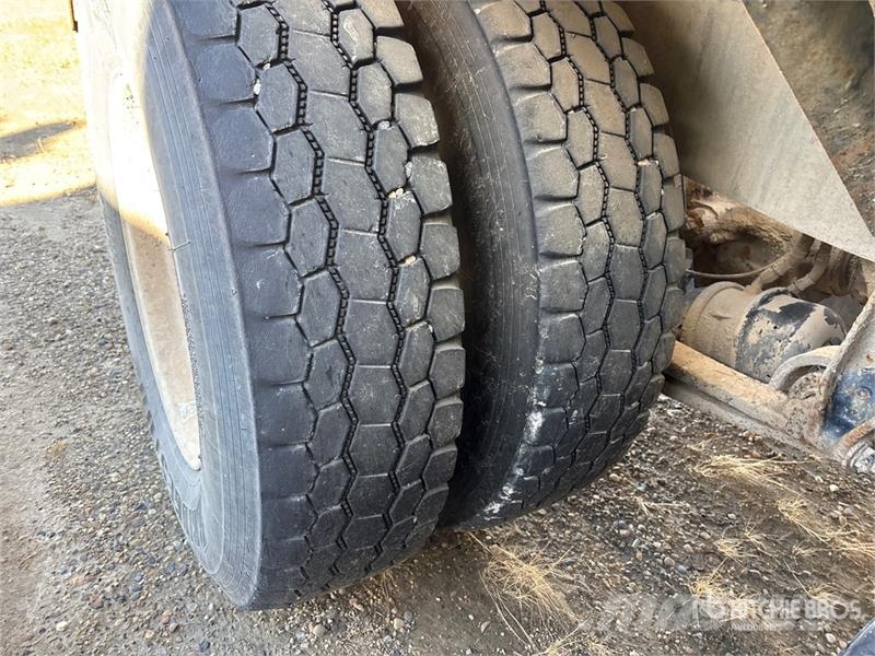 Freightliner 114SD Betonmischer