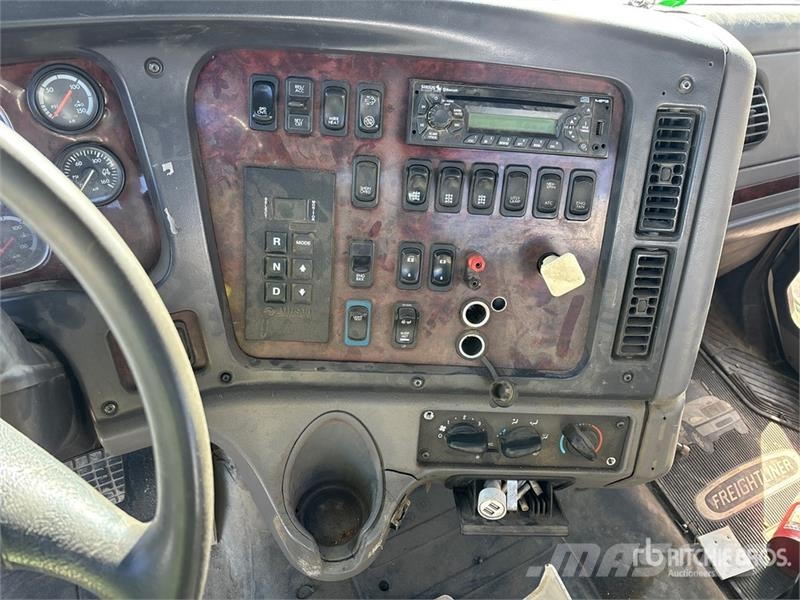 Freightliner 114SD Betonmischer