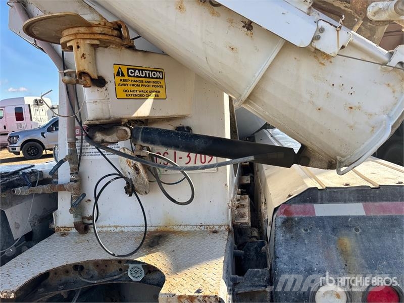 Freightliner 114SD Betonmischer