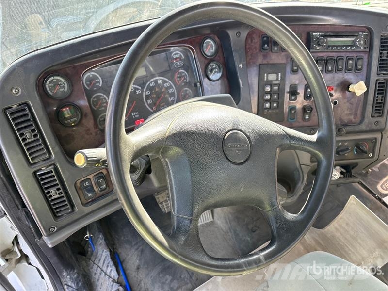 Freightliner 114SD Betonmischer