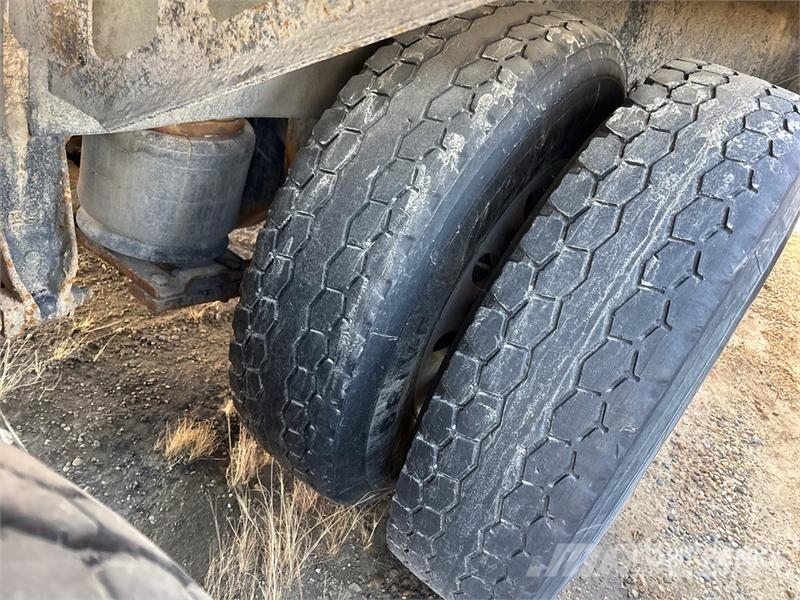 Freightliner 114SD Betonmischer