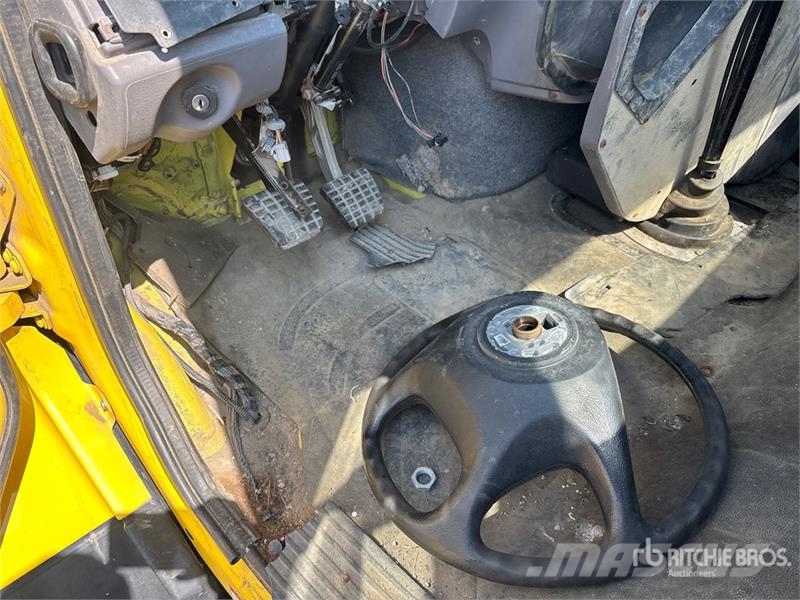 Freightliner 114SD 6x4 Cab and Chassis (Inoperable) 캐빈 및 인테리어