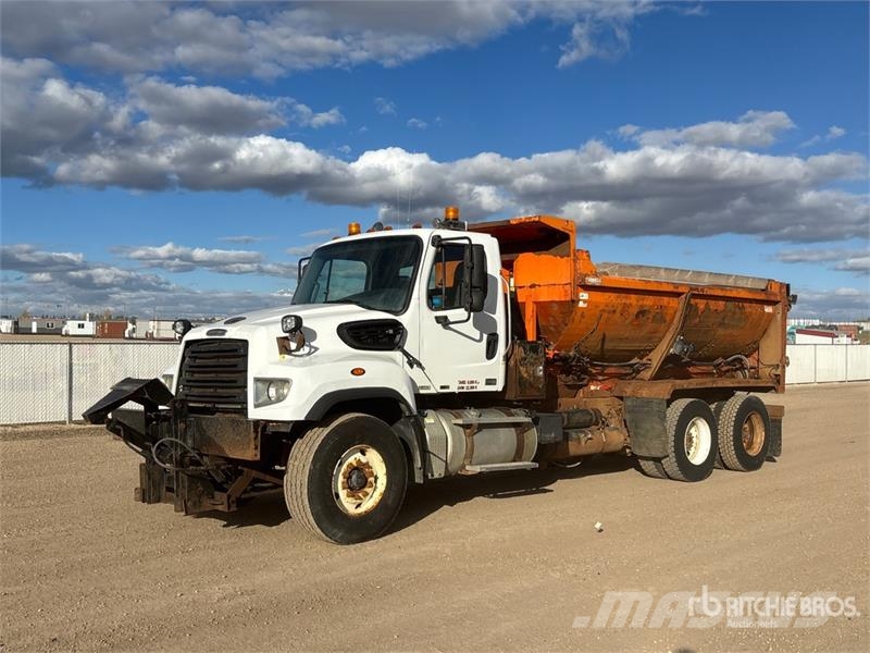 Freightliner 114SD 6x4 Snow Plow Truck Комбинированные дорожные машины