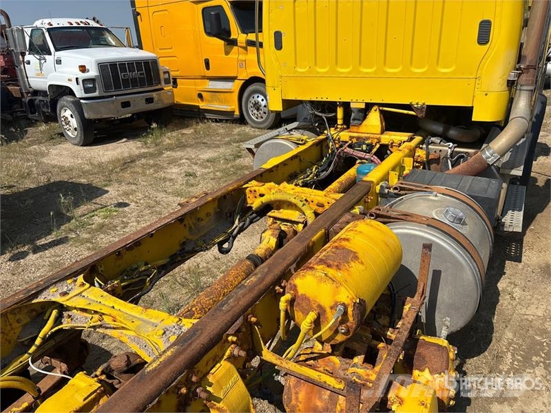 Freightliner 114SD 6x4 Cab and Chassis (Inoperable) 캐빈 및 인테리어