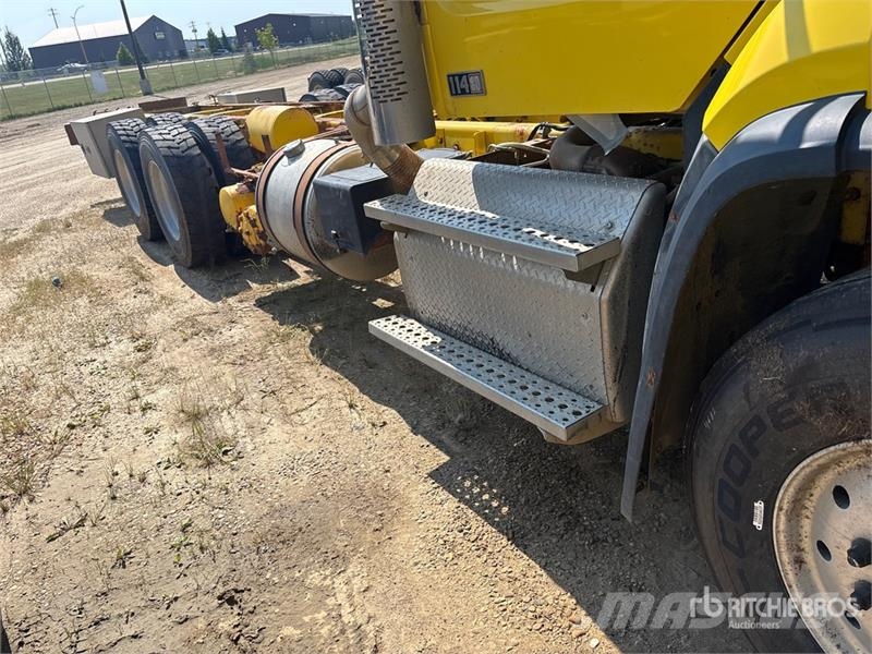 Freightliner 114SD 6x4 Cab and Chassis (Inoperable) 캐빈 및 인테리어