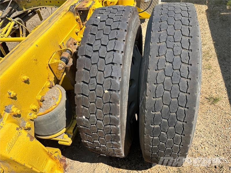 Freightliner 114SD 6x4 Cab and Chassis (Inoperable) 캐빈 및 인테리어
