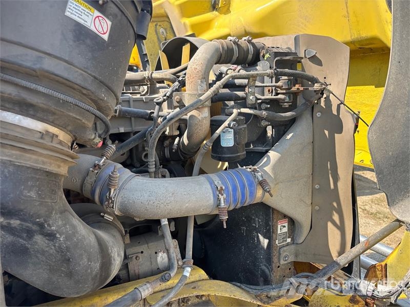 Freightliner 114SD 6x4 Cab and Chassis (Inoperable) 캐빈 및 인테리어