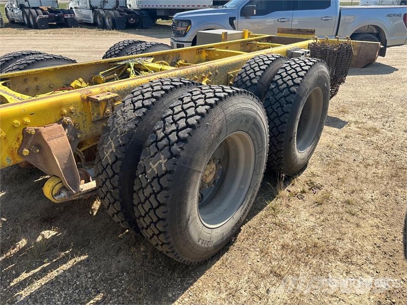 Freightliner 114SD 6x4 Cab and Chassis (Inoperable) 캐빈 및 인테리어
