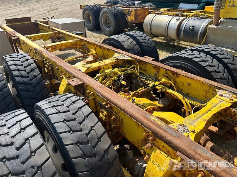 Freightliner 114SD 6x4 Cab and Chassis (Inoperable) 캐빈 및 인테리어