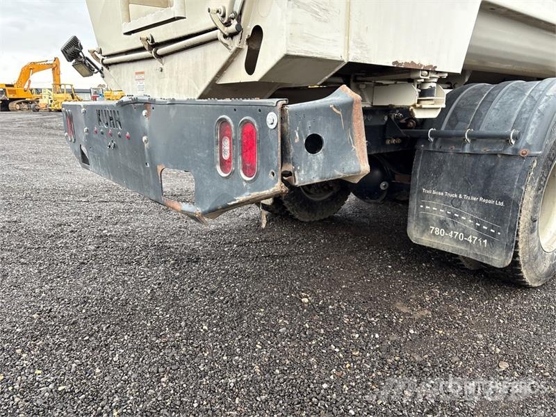 Freightliner 114SD 6x4 Feed Truck Viljaveokid