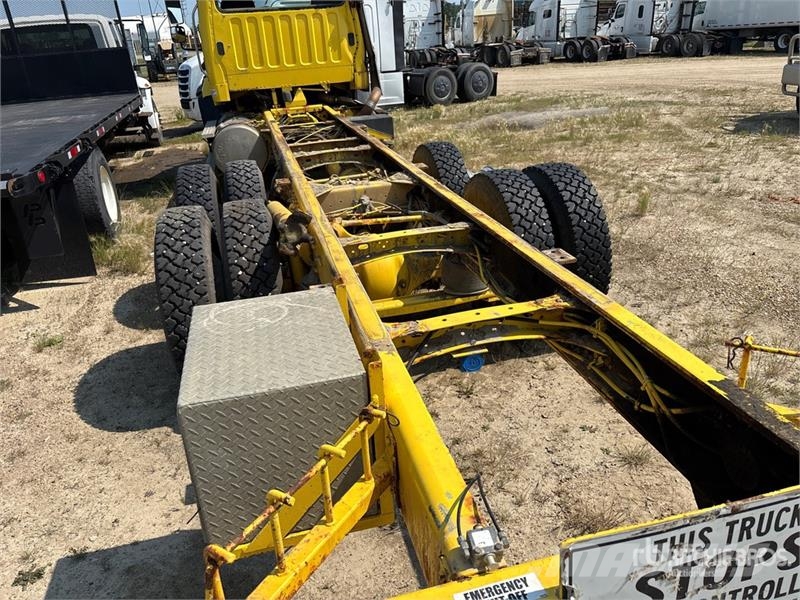Freightliner 114SD 6x4 Cab and Chassis (Inoperable) 캐빈 및 인테리어