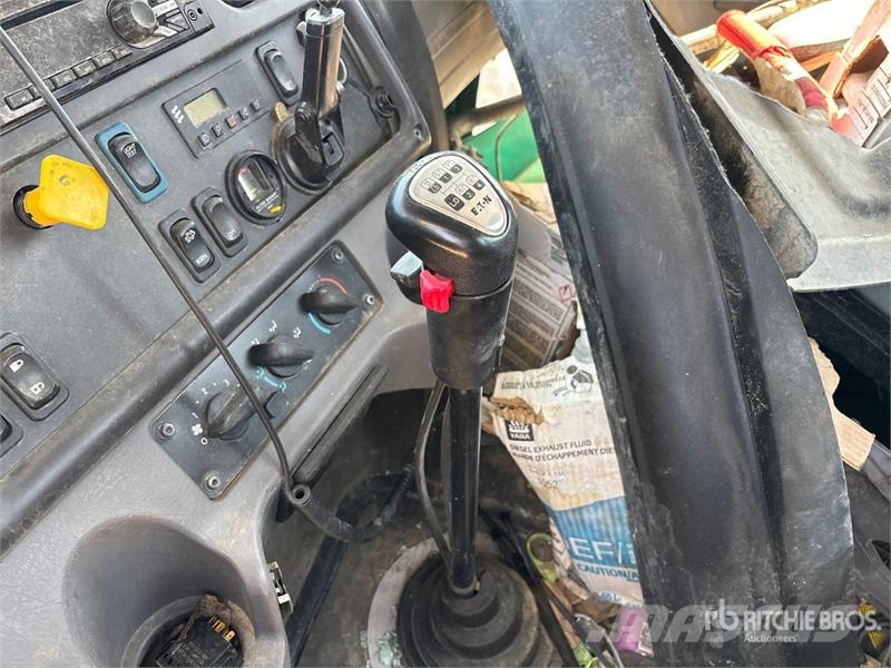 Freightliner 114SD 6x4 Cab and Chassis (Inoperable) 캐빈 및 인테리어