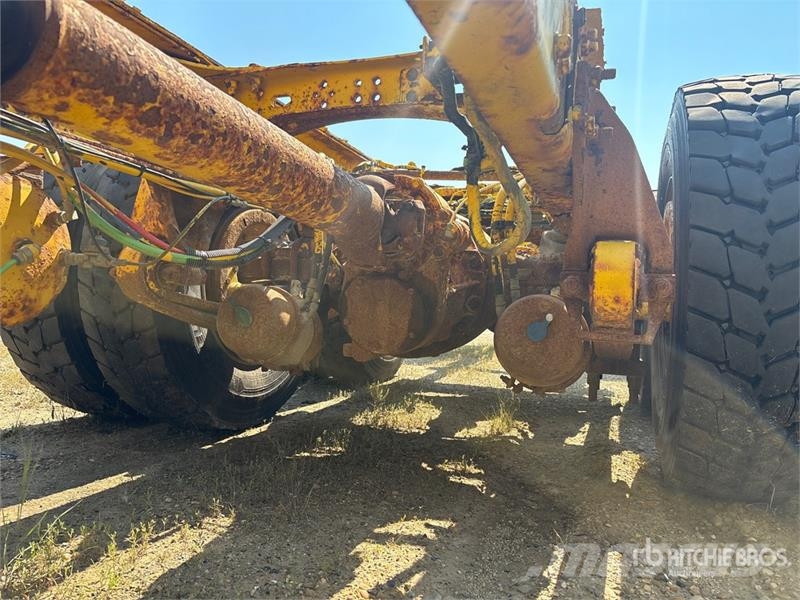 Freightliner 114SD 6x4 Cab and Chassis (Inoperable) 캐빈 및 인테리어