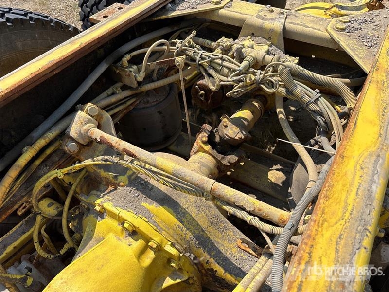 Freightliner 114SD 6x4 Cab and Chassis (Inoperable) 캐빈 및 인테리어